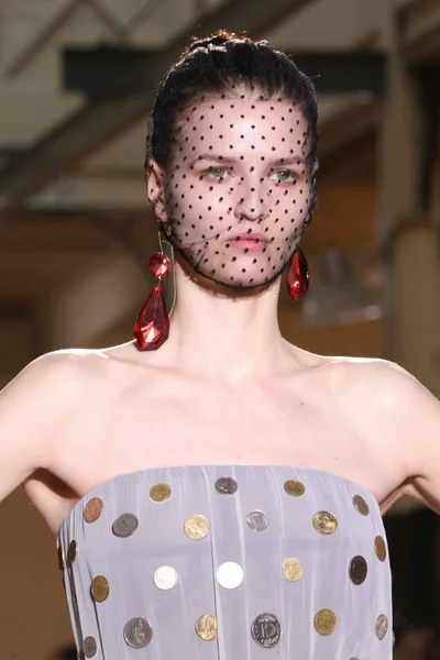 Look 38
